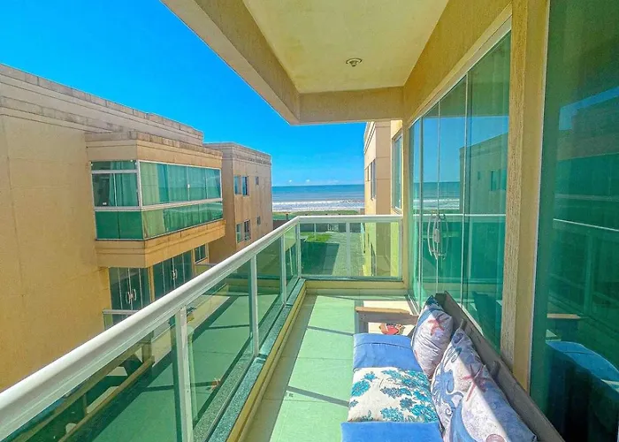 Apartamento De Frente Para A Praia, Com Piscina